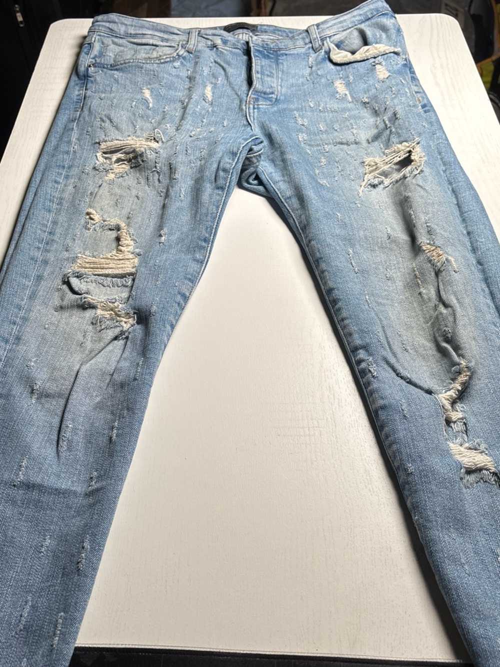 Zara Men's Light Blue Distressed Denim Jeans sz36